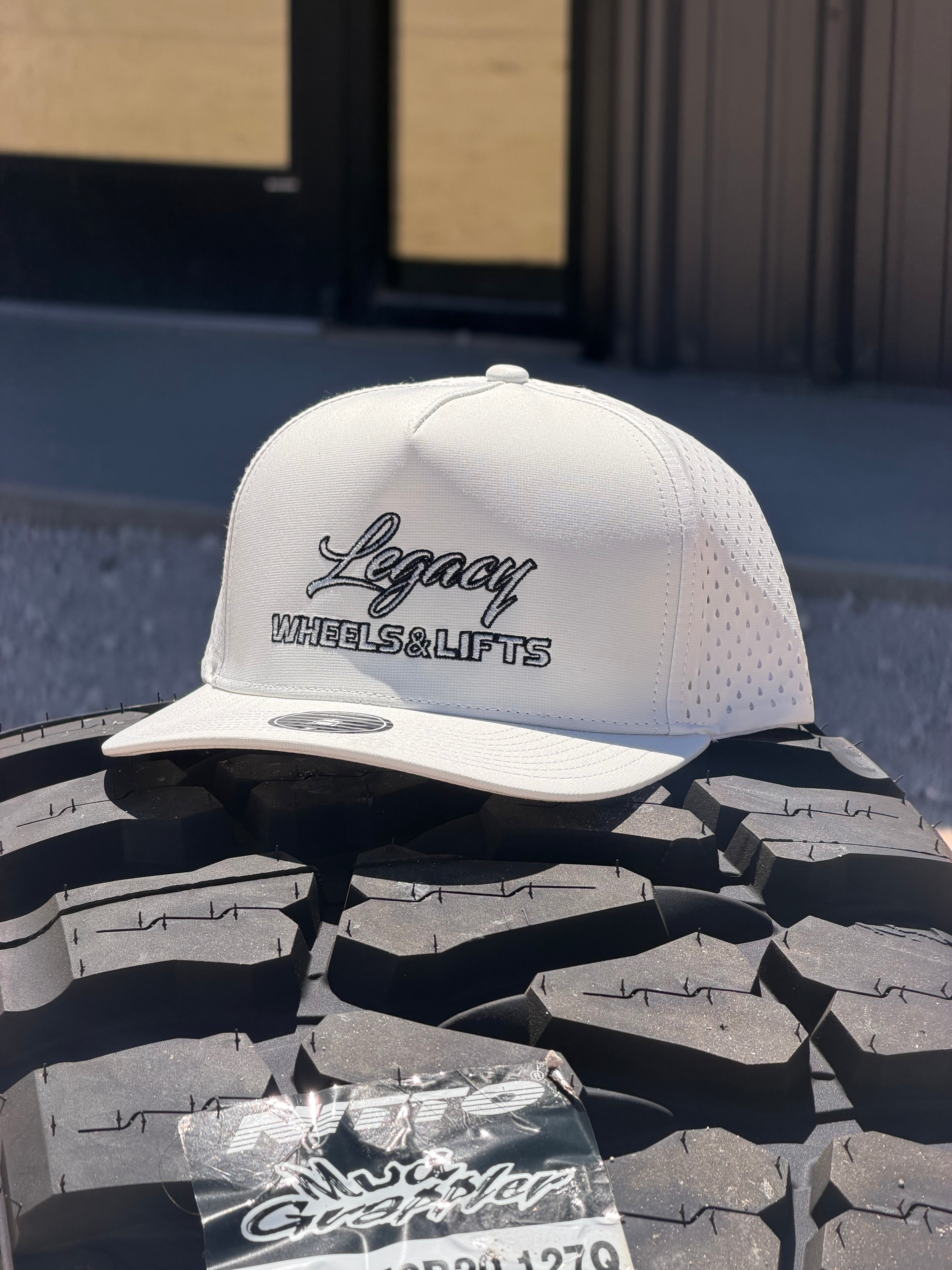 LWL White Hat